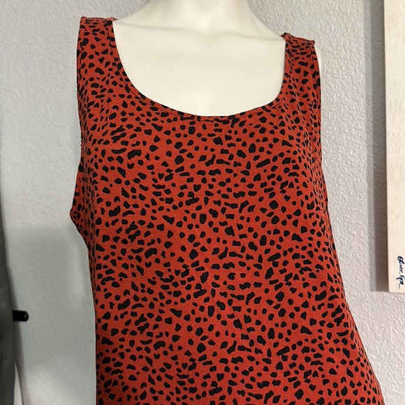Chico’s Design Women’s Red & Black Sleeveless Top Blouse - Picture 2 of 6